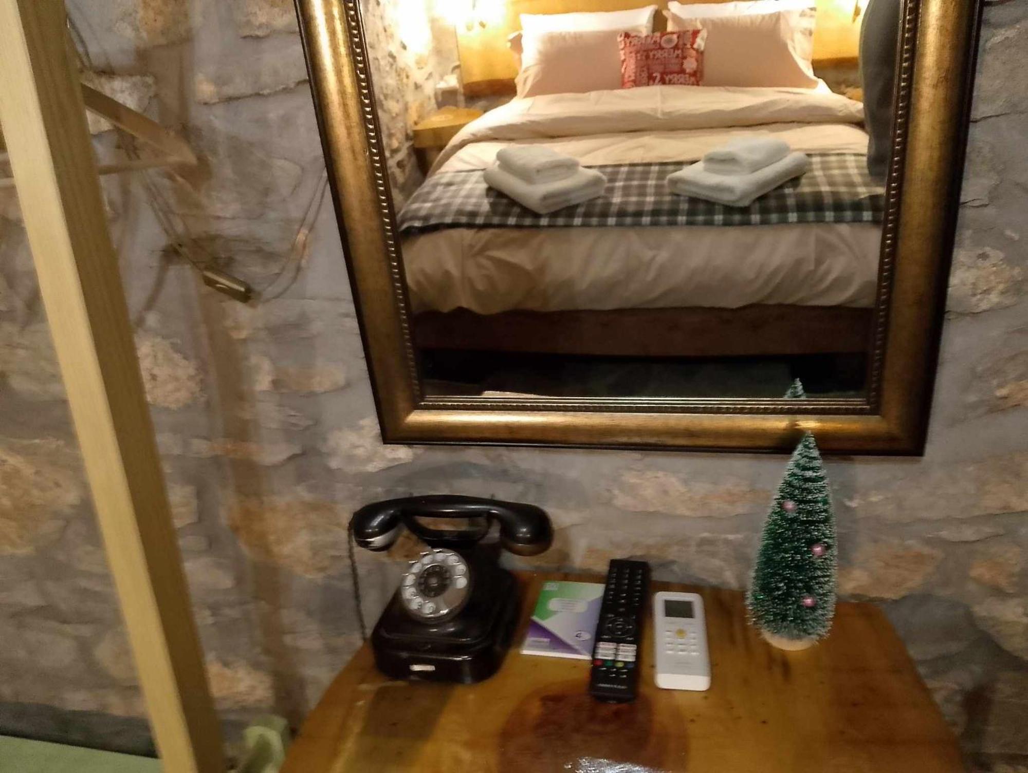 Αυθεντικό Πετρινο Στην Ναύπακτο Appartement Nafpaktos Kamer foto